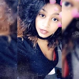 Meet your Posher, Lydia